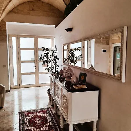 Otrantocasa * أوترانتو