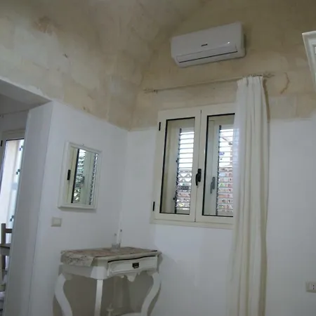 Otrantocasa Apartment *